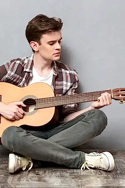 genç gitar kursu